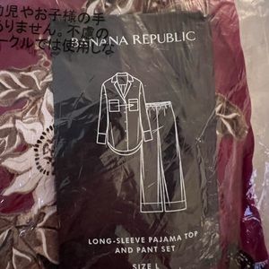 New in package Banana Republic pajama set size L burgundy and tan